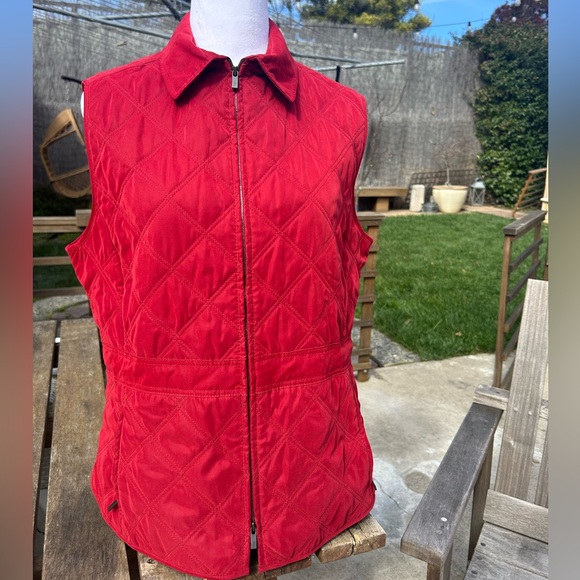 Faconnable Women's Vest - Size Medium - Excellent Quality - Picture 2 of 4